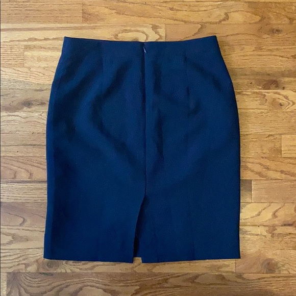 Jcrew navy pencil skirt - Picture 3 of 4